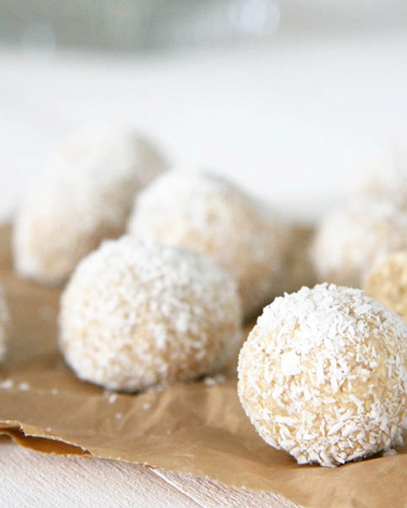 No Bake Coconut Dog Treat Recipe | Pretty Fluffy