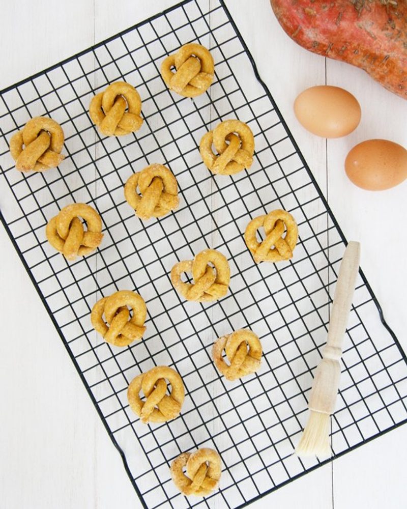 Sweet Potato Pretzel Dog Treats Recipe | Pretty Fluffy