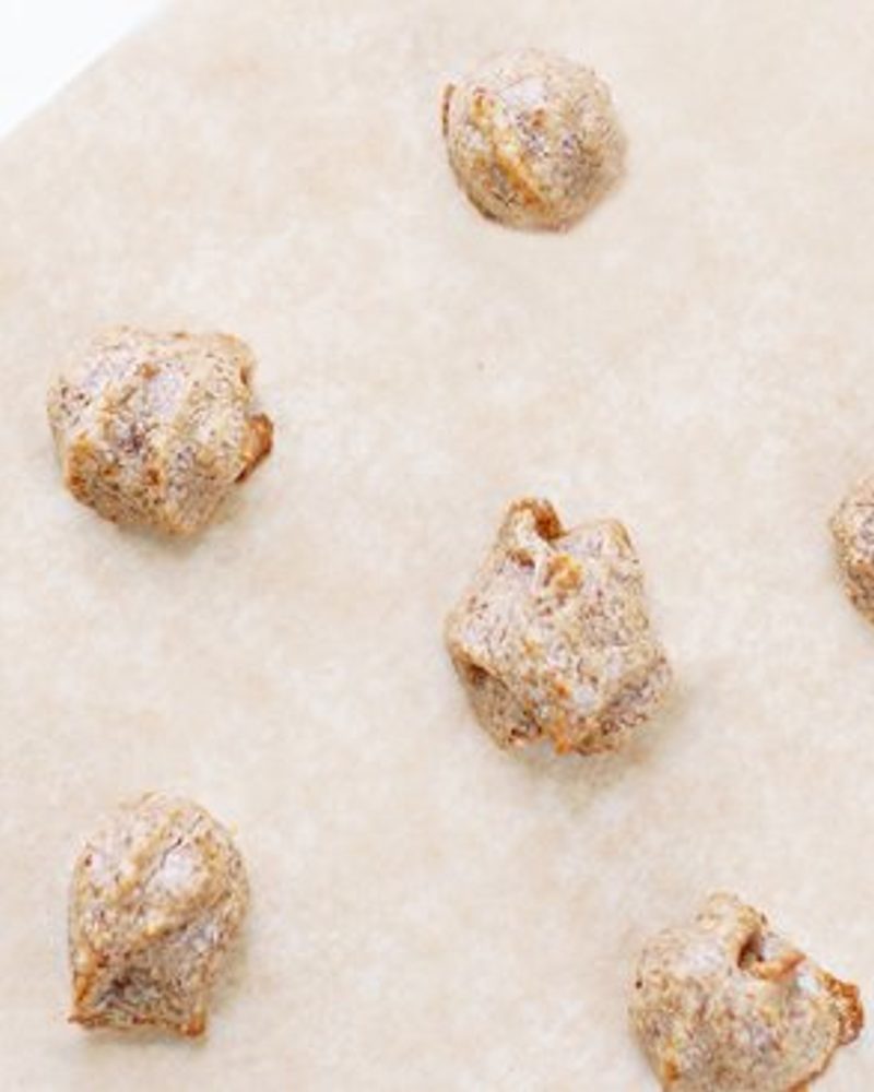 Banana-Almond Dog Biscuit Recipe for Puppies